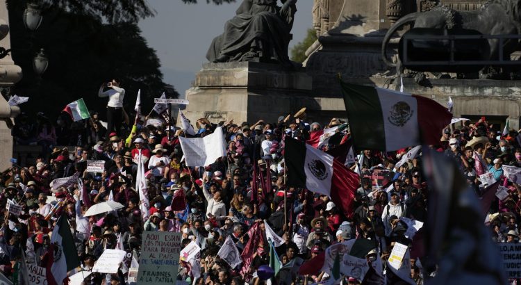 Marcharon 1.2 millones de personas con López Obrador