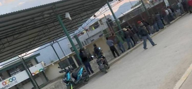 Vecinos de la Colonia Industrial en Chiapas, retienen y golpean a un ladrón
