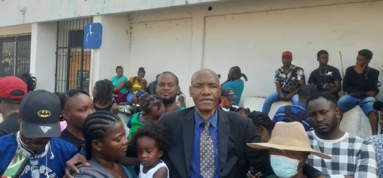 En Chiapas, organización pide agilizar documentos de migrantes haitianos En Chiapas, organización pide agilizar documentos de migrantes haitianos