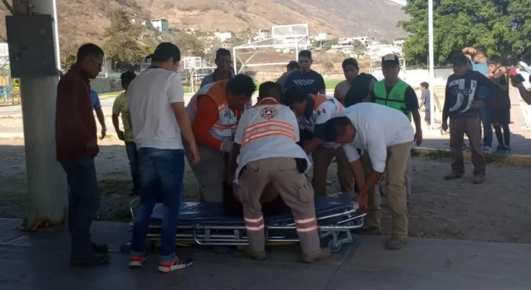 Vientos colapsan domo en Motozintla, Chiapas; hay 11 lesionados