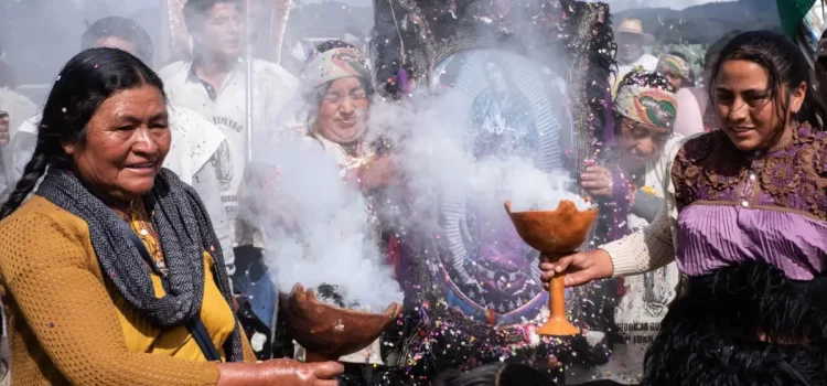 Obispos de Chiapas pedirán al Papa incluir ritos mayas en misas