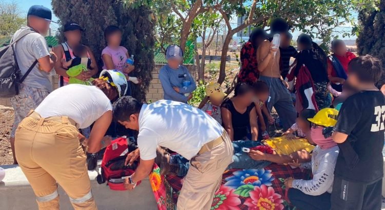 Migrantes rompen cadenas para fugarse de centro migratorio en Chiapas