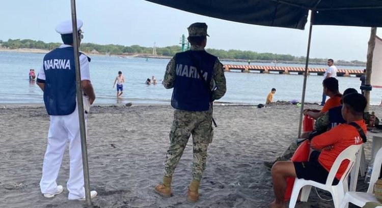Autoridades de seguridad hacen presencia en las playas de Chiapas