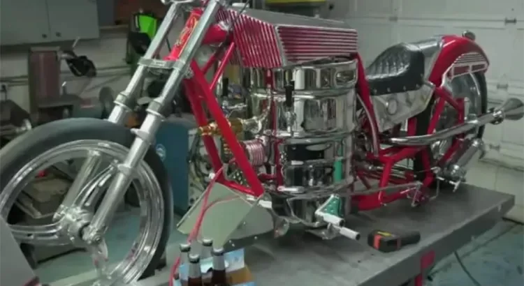 Construyó motocicleta que usa cerveza como combustible