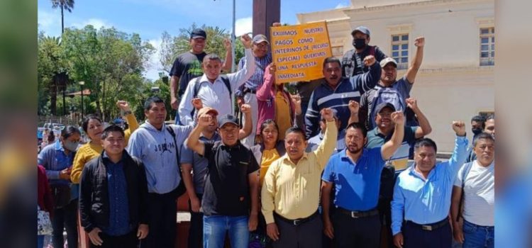 Maestros anuncian bloqueo en carretera de Chiapas por falta de pagos
