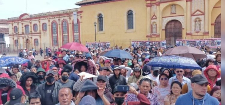 Locatarios exigen el estado derecho en el mercado norte de San Cristóbal
