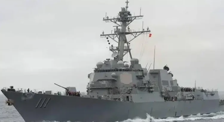 Despliega Estados Unidos otro buque destructor para reforzar la seguridad fronteriza
