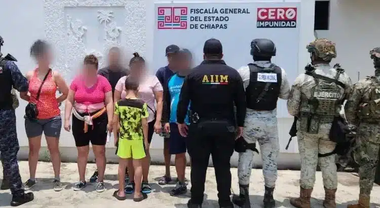 Rescatan en Chiapas a siete cubanos que eran extorsionados