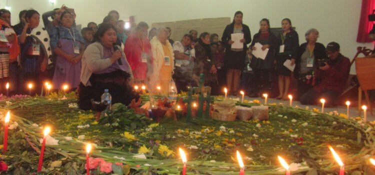 Pueblos originarios de Chiapas piden reconocer la partería tradicional