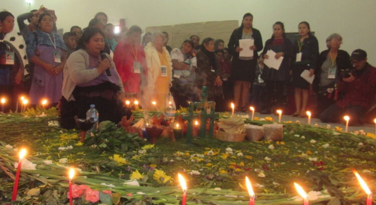 Pueblos originarios de Chiapas piden reconocer la partería tradicional
