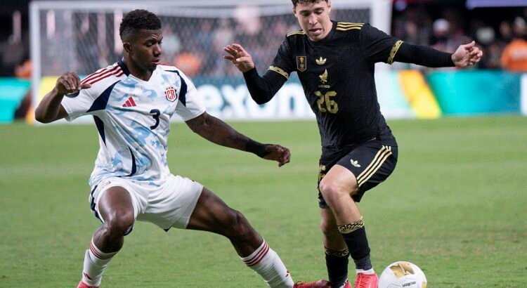México empata con Costa Rica