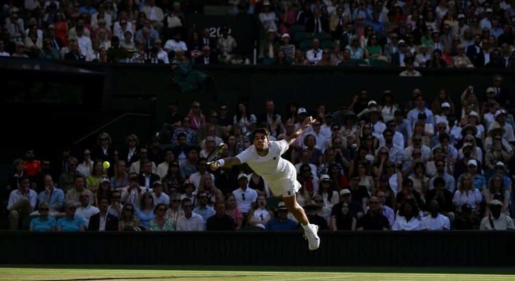 Alcaraz fulmina a Norrie y vuela a semis de Wimbledon