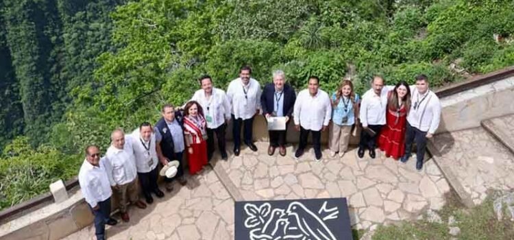 Nestlé México presentó su informe de creación desde el Cañón del Sumidero en Chiapas Nestlé México presentó su informe de creación desde el Cañón del Sumidero en Chiapas