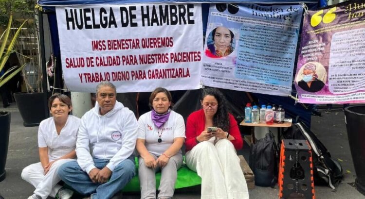 Trabajadores del IMSS Bienestar protestaron en Chiapas para exigir mejores condiciones laborales