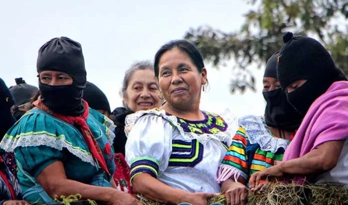 Mujeres pastoras tsotsiles resisten a la gentrificación en San Cristóbal de las Casas