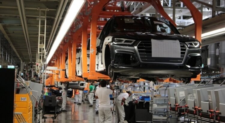 Industria automotriz mexicana cerrará 2025 con ventas cercanas a las de 2016