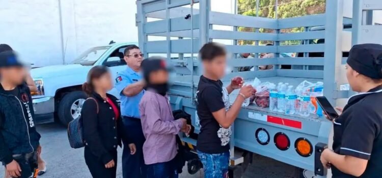 Alistan regreso a Chiapas de menores rescatados en embarcación en Sinaloa